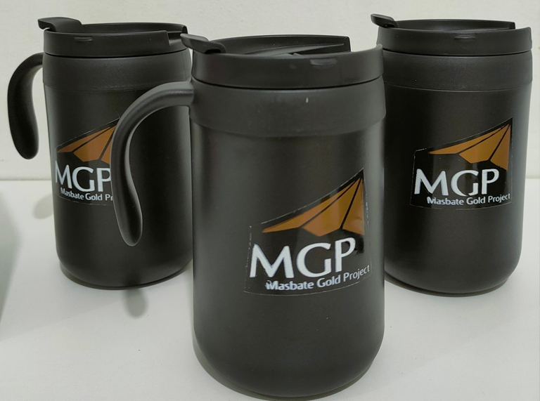 tumbler and mug corporate giveaways 16