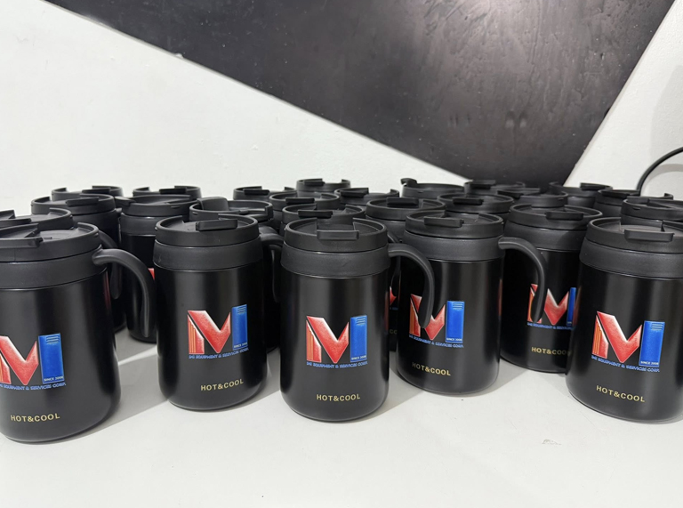 tumbler and mug corporate giveaways 19